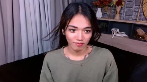 Snapshot of heather_winter chatting on February 15, 9:55 pm HEATHER online show from February 15, 9:55 pm