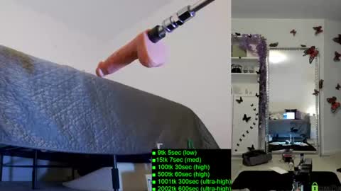 Snapshot of heaveniabb chatting on July 24, 12:30 am Helen online show from July 24, 12:30 am