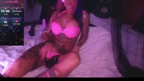 heavenleeleigh online show from July 27, 12:06 am