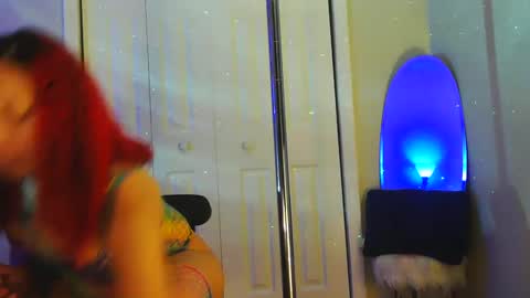 Snapshot of heavenllyy chatting on January 4, 10:55 pm Heavenllyy online show from January 4, 10:55 pm