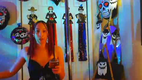 Snapshot of heavenllyy chatting on November 1, 5:31 am Heavenllyy online show from November 1, 5:31 am