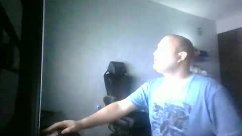 Snapshot of heavy_rebellxc chatting on June 14, 4:03 am Heavy Rebell online show from June 14, 4:03 am