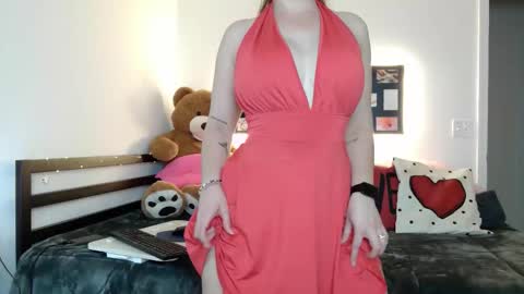 hebelongs2her online show from January 15, 9:18 pm