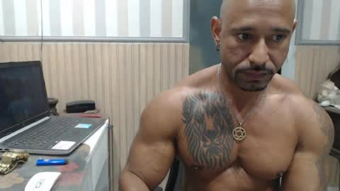 Snapshot of hebertgomes chatting on July 16, 6:58 pm hebertgomes online show from July 16, 6:58 pm