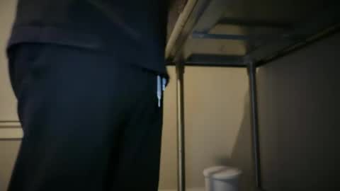 Snapshot of hector_ruiz chatting on June 29, 6:08 am hector_ruiz online show from June 29, 6:08 am
