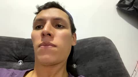 hefesto_69 online show from December 11, 5:32 am