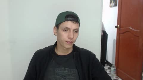 hefesto_69 online show from October 15, 3:06 am