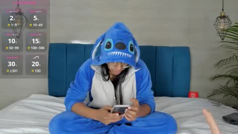 heidi_feuer online show from October 31, 12:50 pm