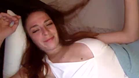 Snapshot of heidi_is_here_72 chatting on July 9, 10:36 pm heidi_is_here_72 online show from July 9, 10:36 pm
