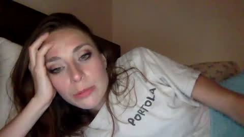 Snapshot of heidi_is_here_72 chatting on July 11, 11:57 am heidi_is_here_72 online show from July 11, 11:57 am