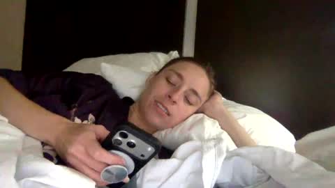 Snapshot of heidi_is_here_72 chatting on July 29, 3:21 pm heidi_is_here_72 online show from July 29, 3:21 pm