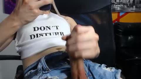 Heidy Sumers online show from December 3, 9:34 pm