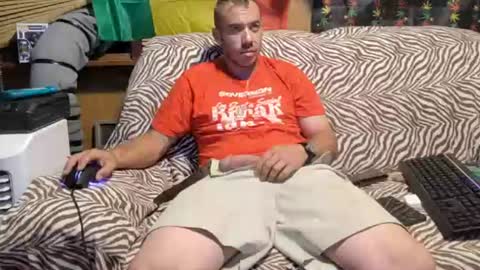 Snapshot of heisherrmann chatting on July 12, 2:24 am xxScubaStevexx online show from July 12, 2:24 am