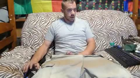 Snapshot of heisherrmann chatting on July 14, 11:38 am xxScubaStevexx online show from July 14, 11:38 am