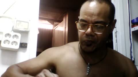 Heist Stein online show from July 13, 5:38 pm