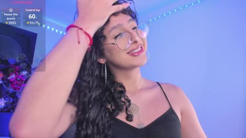 Snapshot of heka_prudence chatting on December 29, 3:11 am Heka Prudence online show from December 29, 3:11 am