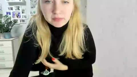 Helen sven online show from October 17, 3:36 pm