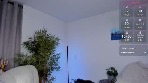 Snapshot of helen_miller chatting on March 11, 3:05 am helen_miller online show from March 11, 3:05 am