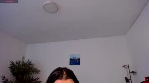 Snapshot of helen_miller chatting on October 16, 9:05 pm helen_miller online show from October 16, 9:05 pm