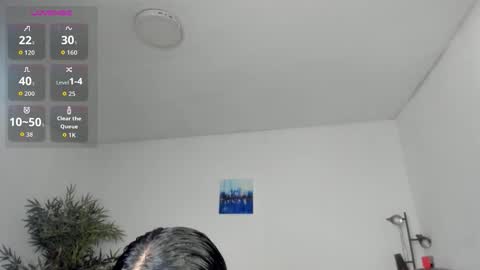 Snapshot of helen_miller chatting on October 17, 11:40 pm helen_miller online show from October 17, 11:40 pm