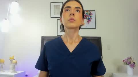 Helen  online show from June 17, 12:50 pm