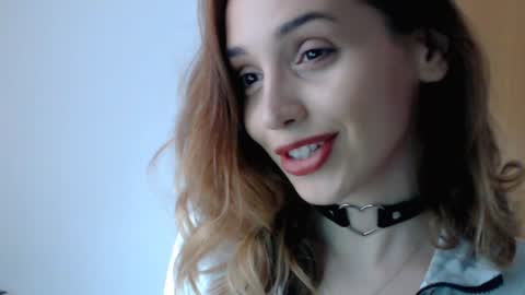 helen_quinn online show from December 7, 8:11 am