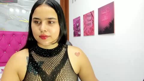 Snapshot of helen_russoo chatting on April 11, 6:34 pm Helen online show from April 11, 6:34 pm