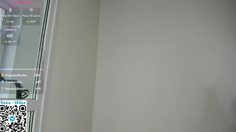 Snapshot of helen_sparkk chatting on May 15, 11:34 pm helen_sparkk online show from May 15, 11:34 pm