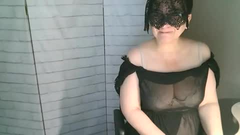 Helen online show from May 2, 4:06 am