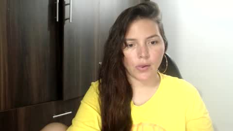 helena online show from October 19, 8:42 pm