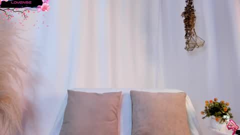 Helena Fits online show from March 5, 8:21 pm