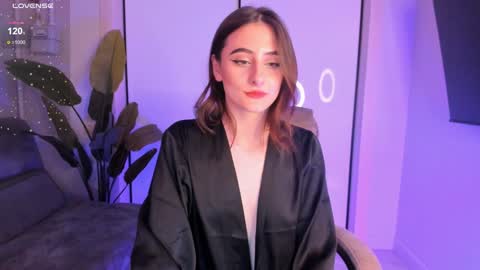 Snapshot of helena_lorente chatting on December 9, 2:34 am Helen online show from December 9, 2:34 am