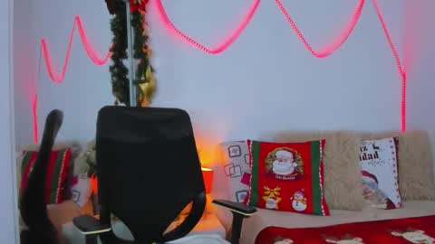 Snapshot of helena_santos01 chatting on November 16, 12:11 pm Helena Santos online show from November 16, 12:11 pm