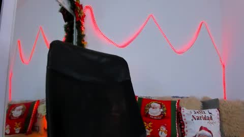 Snapshot of helena_santos01 chatting on November 28, 8:55 pm Helena Santos online show from November 28, 8:55 pm