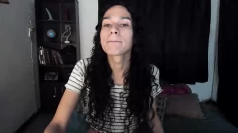 Snapshot of helena_spellman chatting on February 26, 8:13 am helena_spellman online show from February 26, 8:13 am