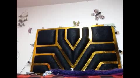 Snapshot of helenahotwet chatting on April 29, 1:26 pm helenahotwet online show from April 29, 1:26 pm