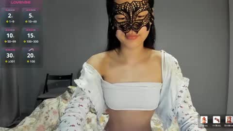 Snapshot of helenblazetrt chatting on May 17, 2:09 am Hi I am Helen online show from May 17, 2:09 am