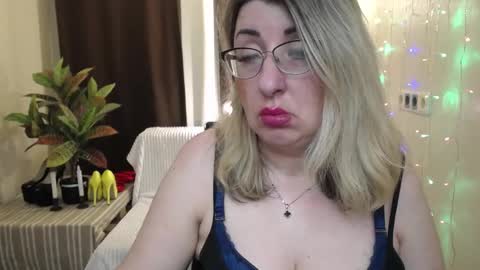 helenenigma online show from February 6, 2:00 am