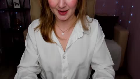Snapshot of helens_lov chatting on February 6, 5:14 am Helen online show from February 6, 5:14 am