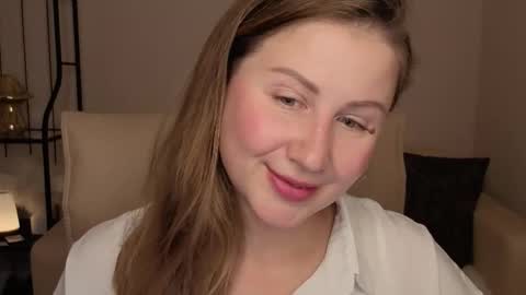 Snapshot of helens_lov chatting on October 9, 2:20 am Helen online show from October 9, 2:20 am