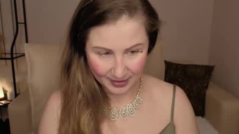 Snapshot of helens_lov chatting on November 6, 2:34 am Helen online show from November 6, 2:34 am