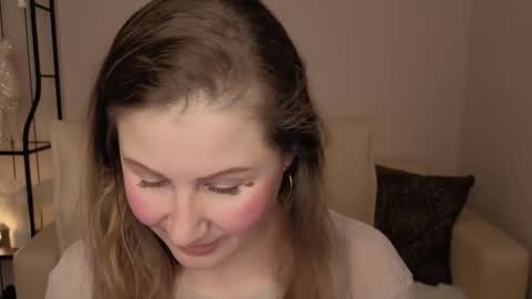 Helen online show from December 19, 6:42 am