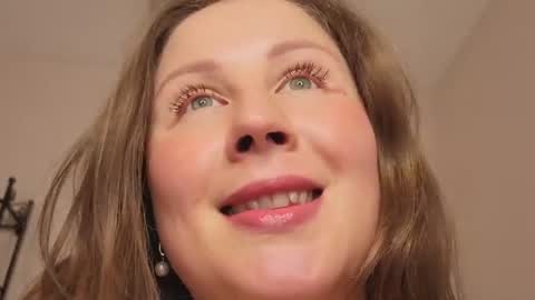 Helen online show from July 5, 4:19 am