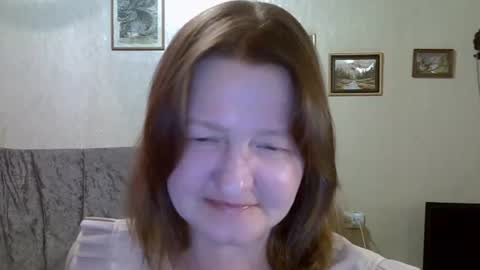 Snapshot of helgacharming chatting on May 9, 11:32 pm helgacharming online show from May 9, 11:32 pm