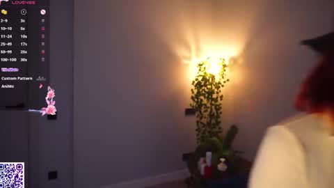 Snapshot of helgamartin chatting on August 1, 7:13 pm Aurora online show from August 1, 7:13 pm