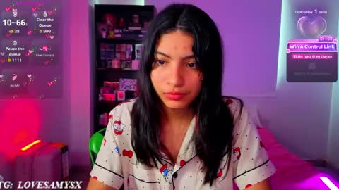 Snapshot of helia_n_amy chatting on June 4, 3:29 pm Helia Transfem and Amy online show from June 4, 3:29 pm