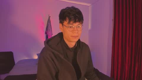 Snapshot of heliero chatting on December 15, 1:10 am Helio online show from December 15, 1:10 am