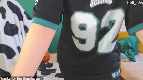 Snapshot of hell_l0ve chatting on May 17, 1:58 am Anastasiia online show from May 17, 1:58 am