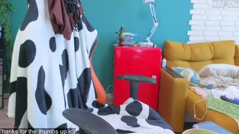 Snapshot of hell_l0ve chatting on May 25, 7:14 am Anastasiia online show from May 25, 7:14 am