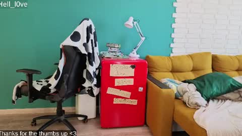 Snapshot of hell_l0ve chatting on June 14, 3:08 am Anastasiia online show from June 14, 3:08 am
